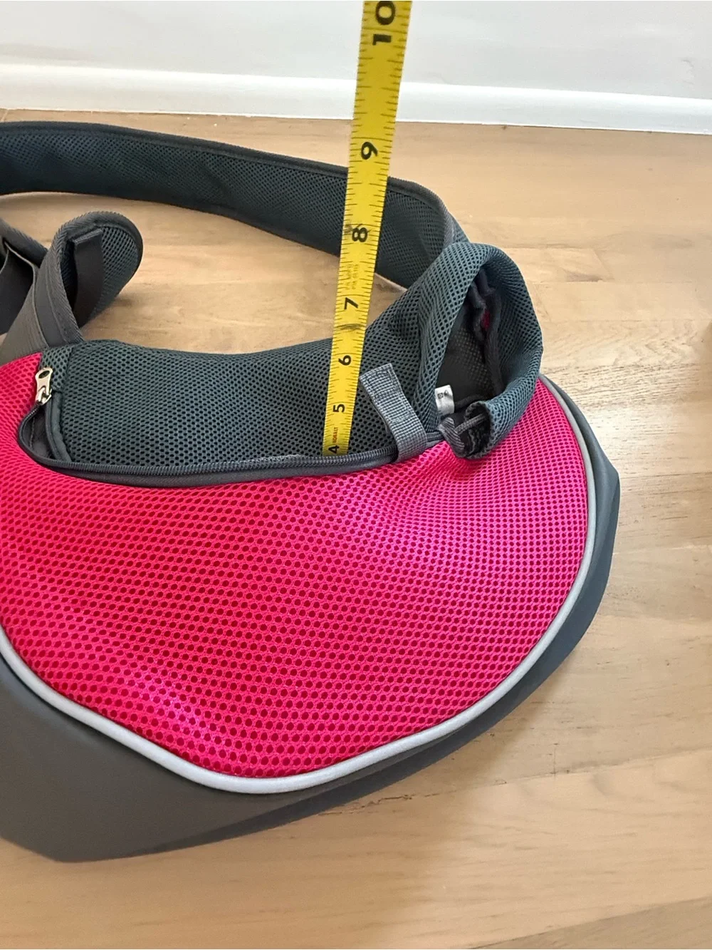 YUDODO Gray and pink crossbody pet carrier. medium up to 9bs